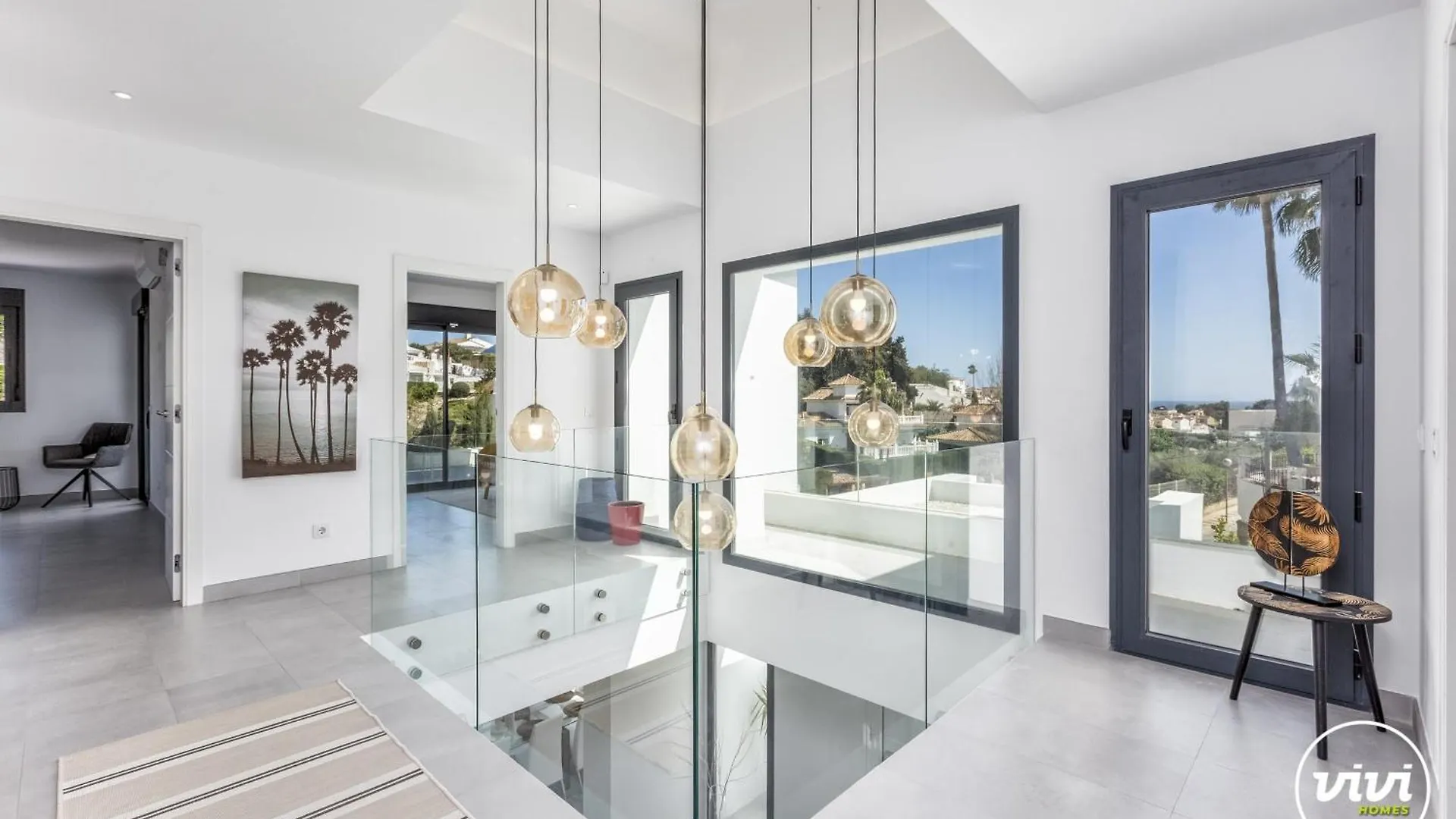 Vivi Homes -Villa Ruby Pool, Garden, Golf & Beach Sitio de Calahonda فيلة