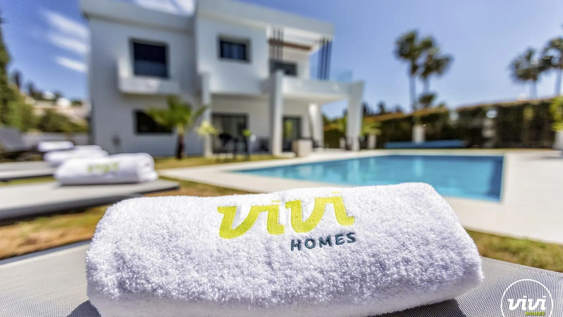 فيلة Vivi Homes -Villa Ruby Pool, Garden, Golf & Beach Sitio de Calahonda إسبانيا