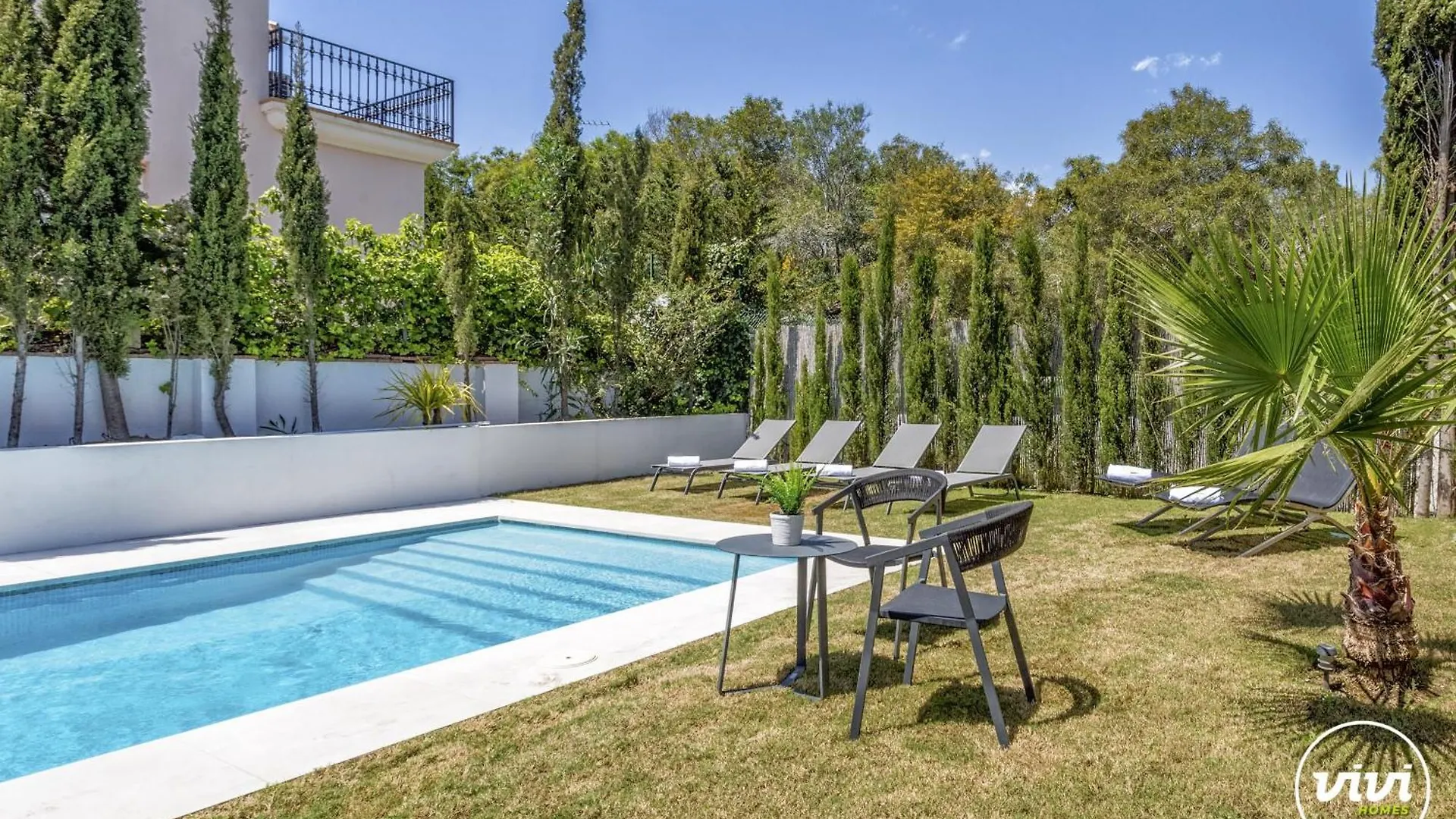 فيلة Vivi Homes -Villa Ruby Pool, Garden, Golf & Beach Sitio de Calahonda