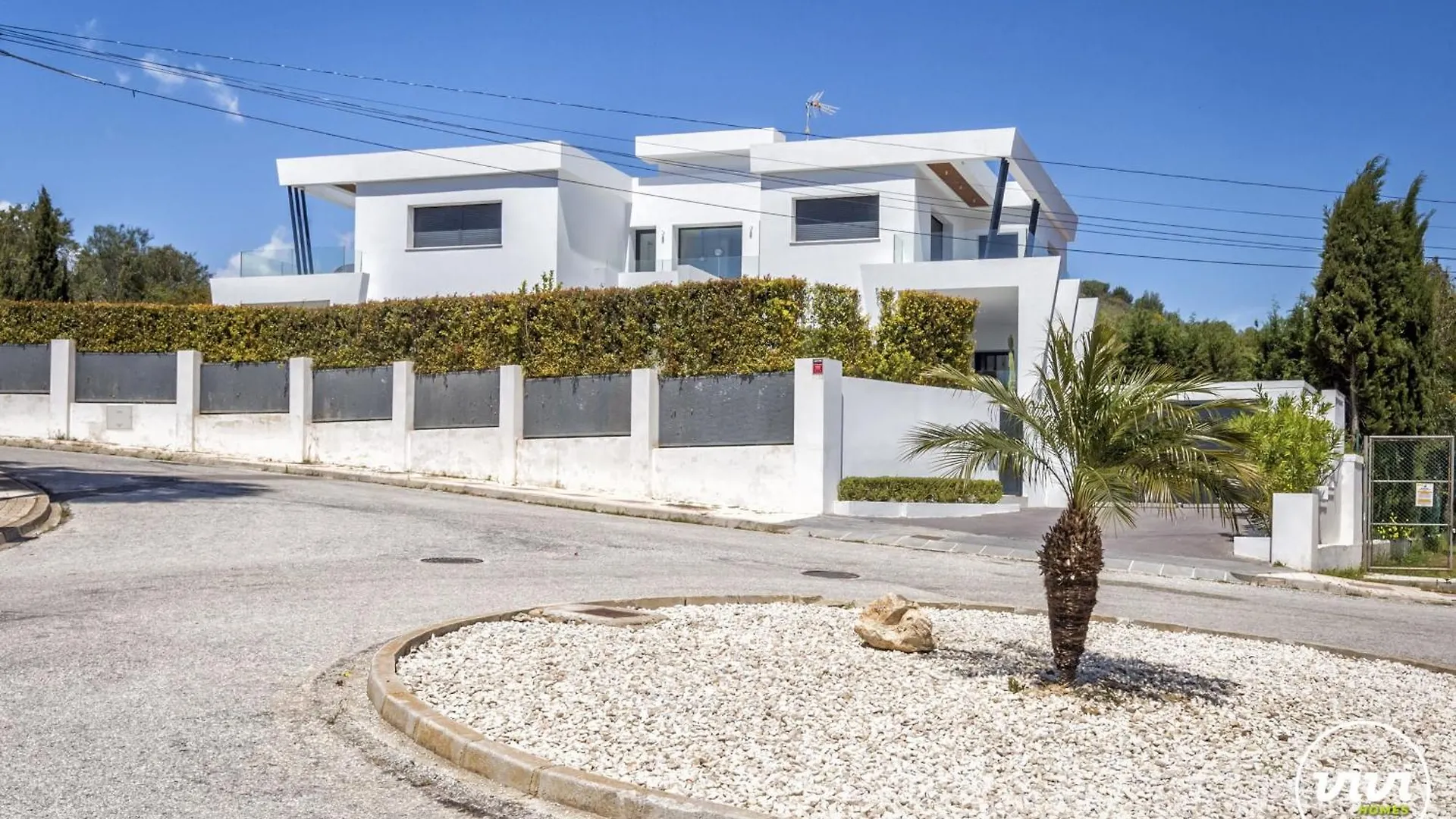 Vivi Homes -Villa Ruby Pool, Garden, Golf & Beach Sitio de Calahonda فيلة